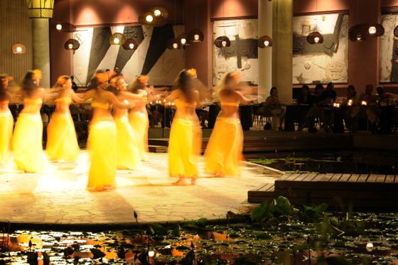 ポリネシアン・ダンスショー